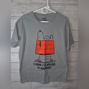Snoopy Graphic Tee Size Large